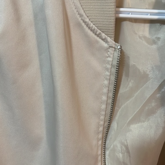 Amerasian Apparel - Beige/Cream bomber jacket - Picture 2 of 3